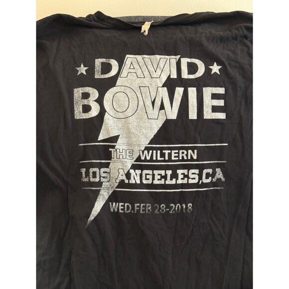 BOWIE-2XL-2018 LA Celebrity Tribute Concert T-shirt-RARE - Picture 2 of 2